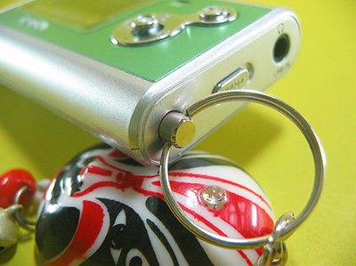 时尚炫彩 魅力狂飚 蓝魔RM717详尽评测与纺织品遮篷应用